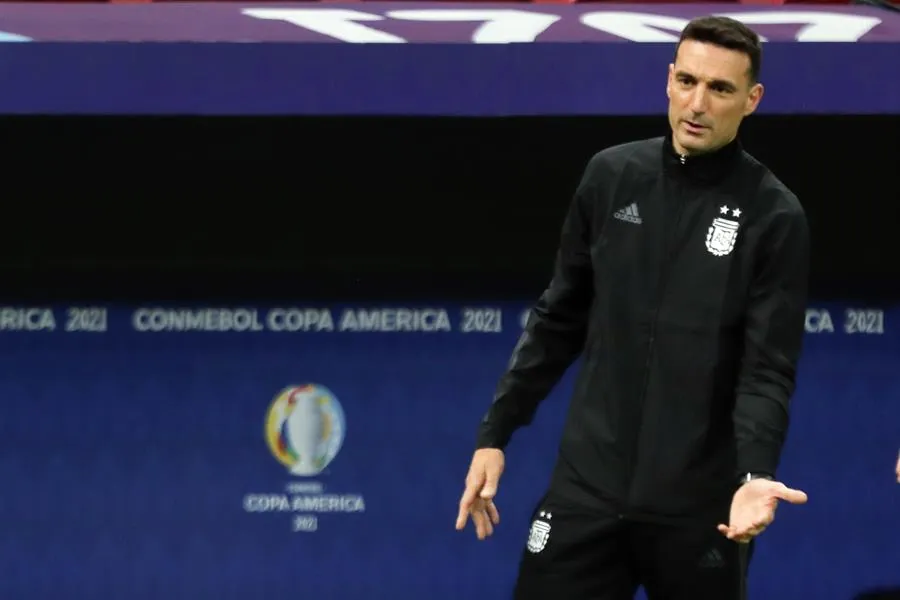 Lionel Scaloni en victoria vs Paraguay