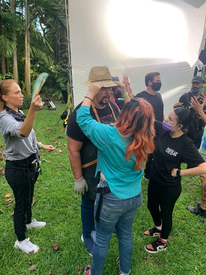 TWITTER:@ENRIQUEBERMUDEZ Perro Bermúdez en comercial