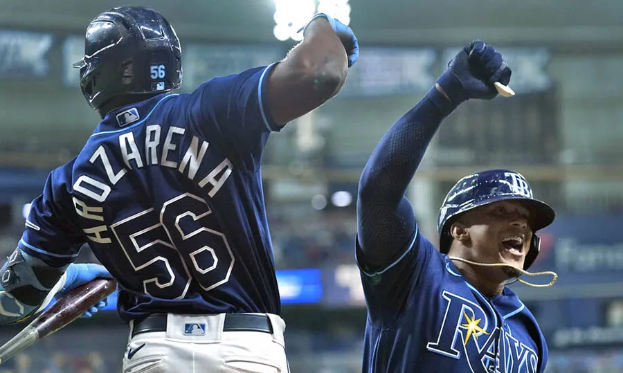 Wander Franco festeja cuadrangular con Randy Arozarena