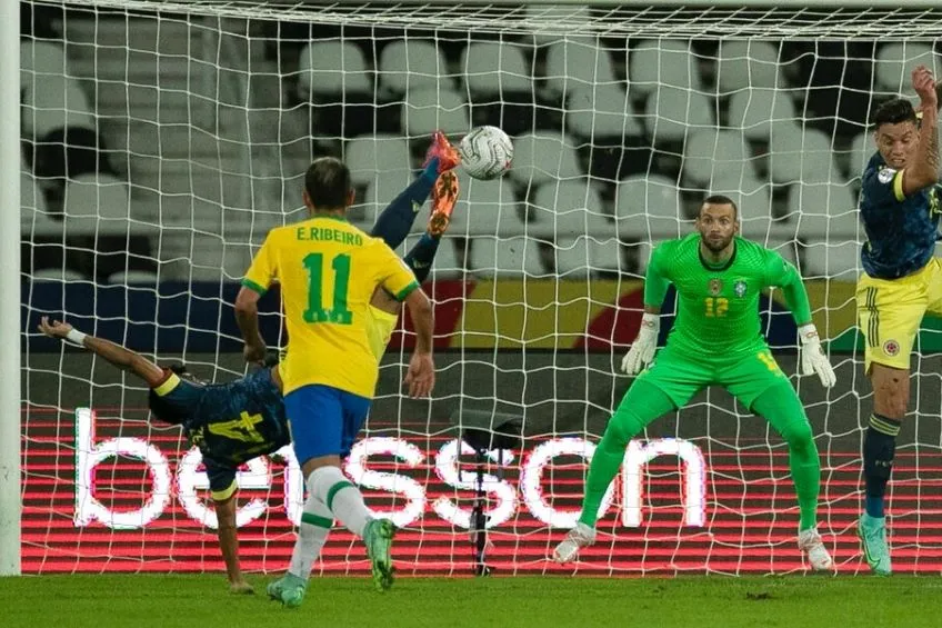 Díaz marcó un golazo de chilena