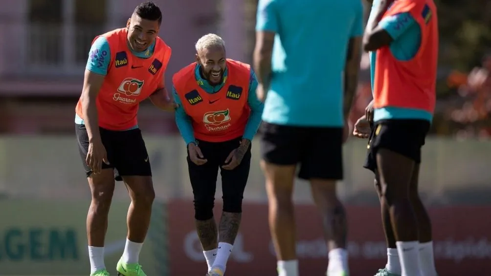 @CBF_Futebol Neymar en el entrenamiento con Brasil