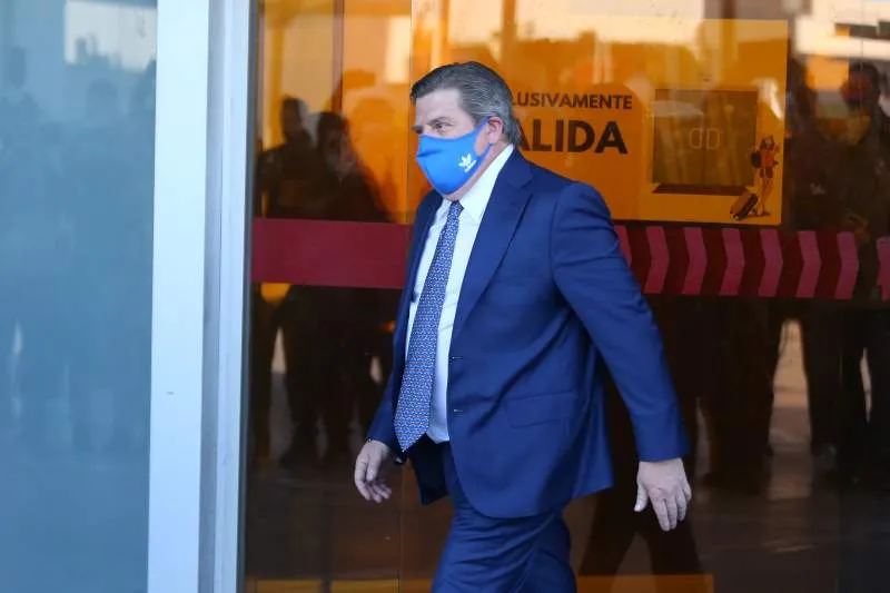 IMAGO7 Miguel Herrera llegando a Monterrey