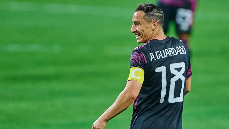 MEXSPORT Andrés Guardado en un partido con Selección Mexicana