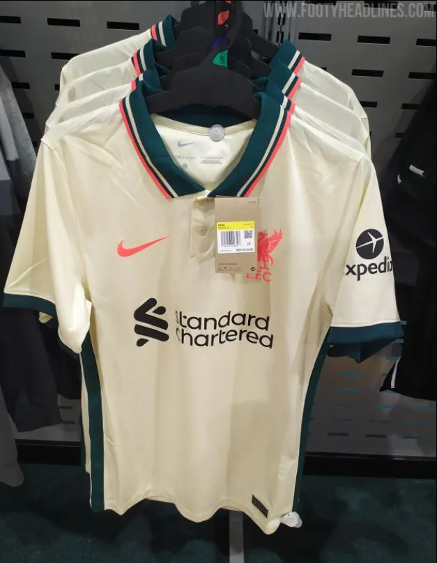 Nuevo uniforme del Liverpool