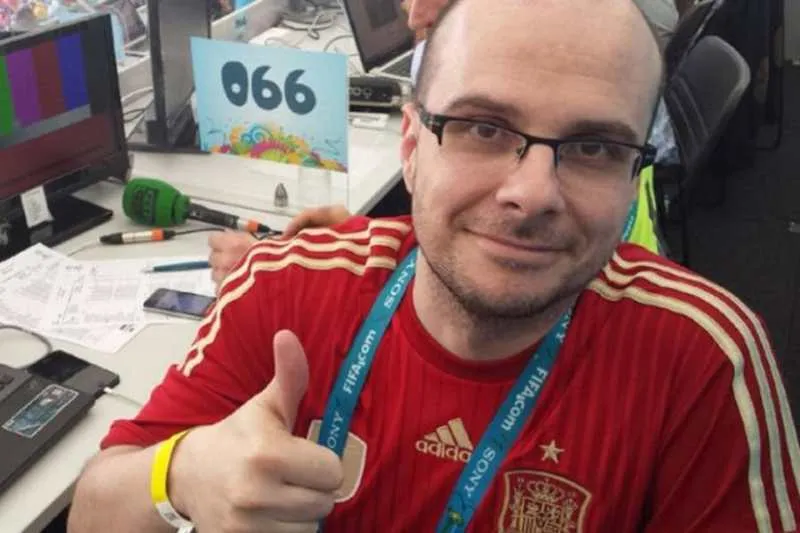 Mister Chip apoyando a España