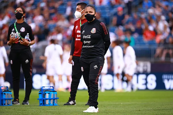 IMAGO7 Mónica Vergara en partido de la Selección Mexicana