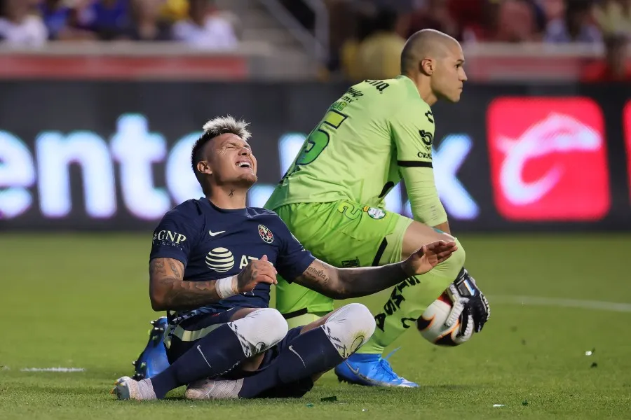 MEXSPORT Nico Castillo en victoria vs Santos