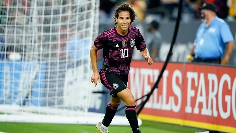 IMAGO7 Lainez en un partido con la Selección