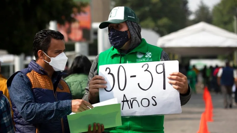 AP Vacunación contra Covid-19 en México