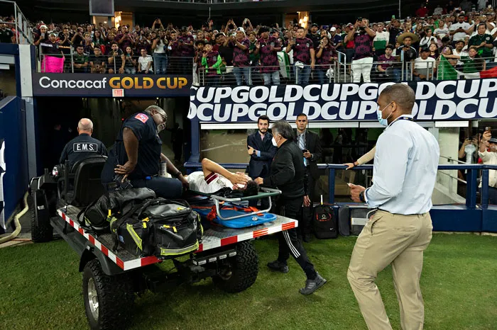 El mexicano sale en el carrito de las desgracias