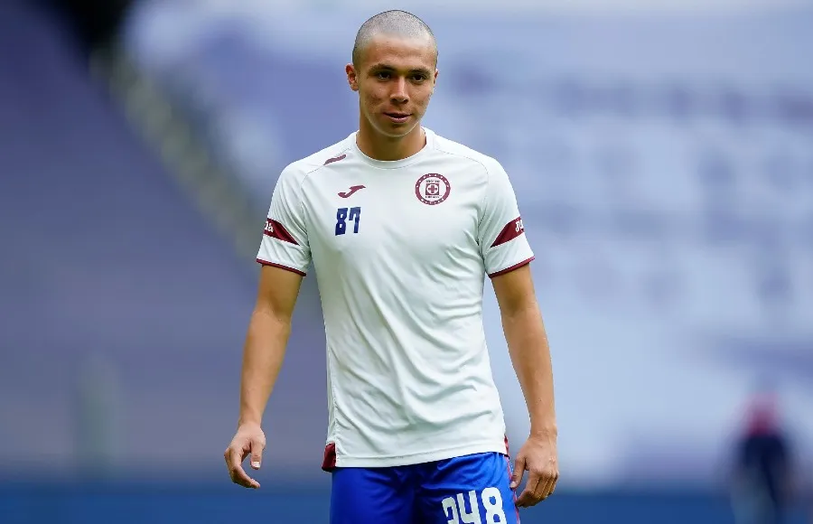 Rodrigo Huescas previo a partido de Cruz Azul