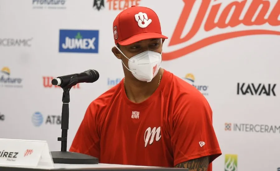 El lanzador nicaragüense en conferencia