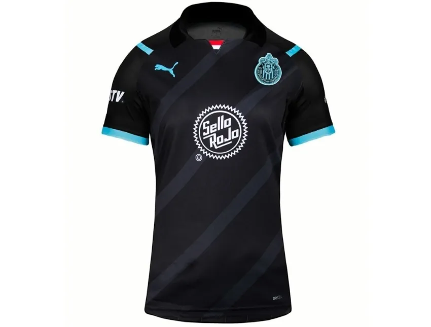 TWITTER @Leon_Iturbide Jersey de visitante de Chivas Femenil