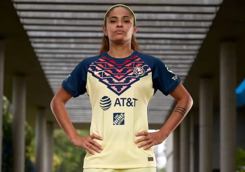 Nuevo uniforme de América Femenil