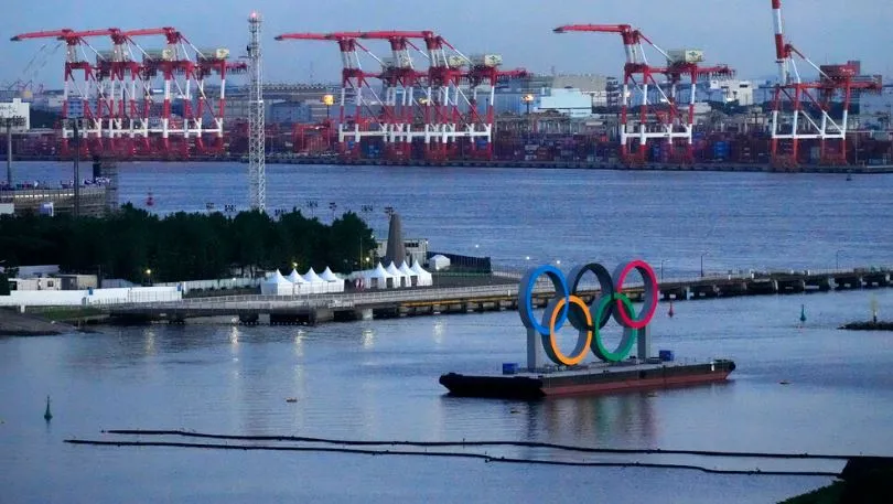 Aros Olímpicos en Parque Marino Odaiba, de Toki