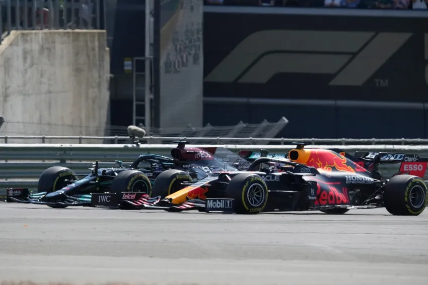 Verstappen y Hamilton en el GP de Gran Bretaña