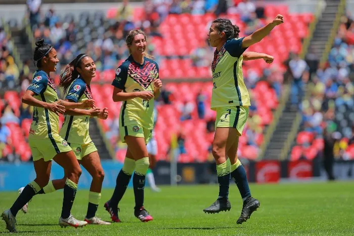 Festejo en el América vs Santos