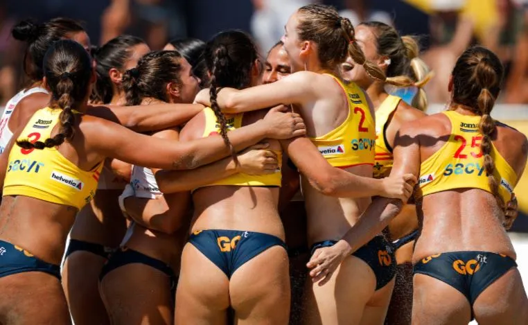 España en festejo tras la victoria