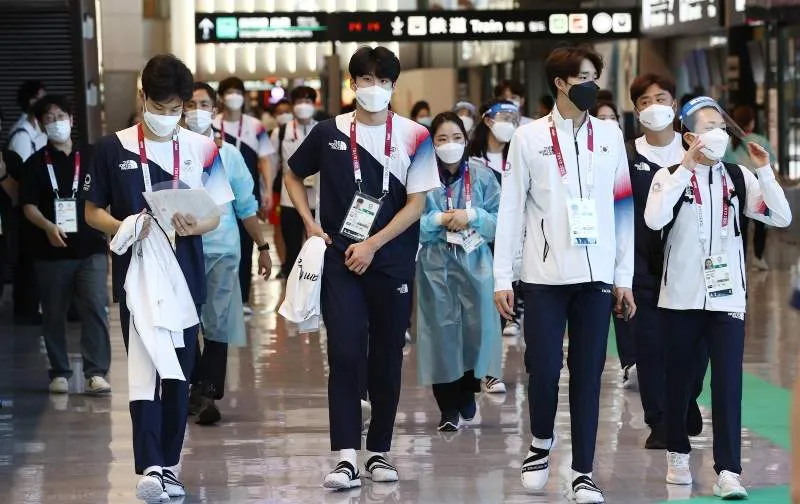 Atletas en Villa Olímpica