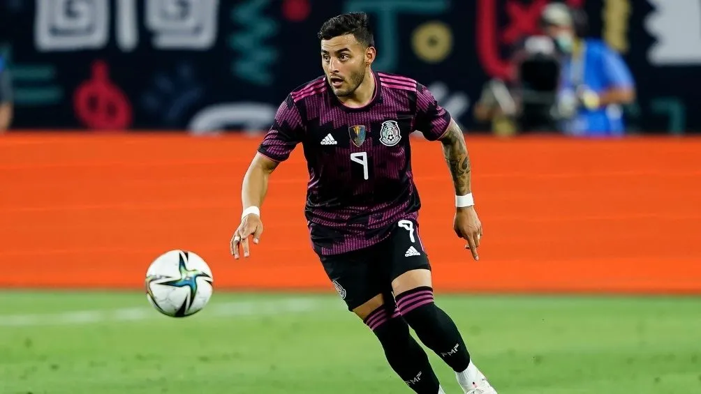 Alexis Vega con la Selección