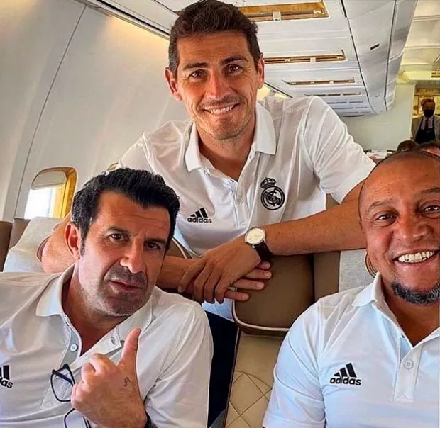 El portugués con sus antiguos compañeros del Real Madrid