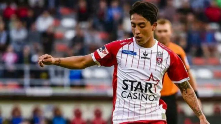 EFE Govea durante un partido con el Zulte Waregem de Bélgica
