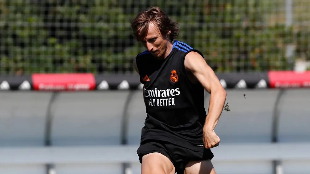 TWITTER: @realmadrid Luka Modric de regreso a los entrenamientos del Real Madrid