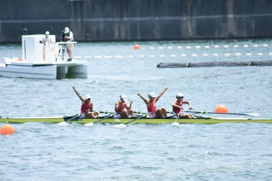 China rompió récord mundial en cuatro remos cortos para mujeres