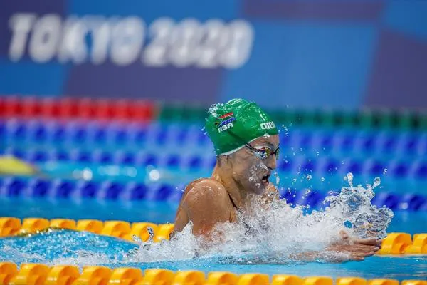 Tatjana Schoenmaker en acción durante Tokio 2020
