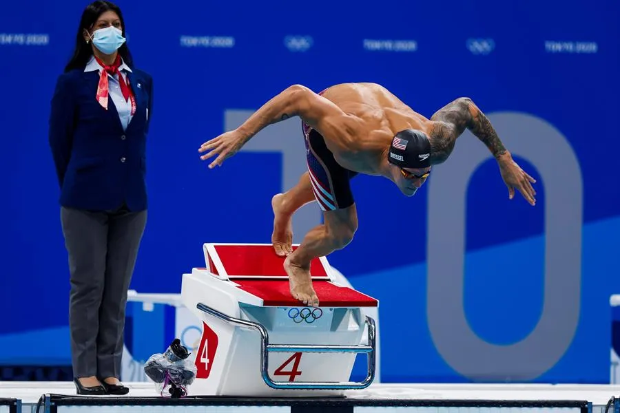 EFE El estadounidense se lanza al agua