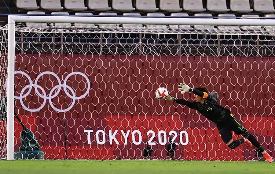 MEXSPORT Ochoa no pudo detener el disparo desde los once pasos