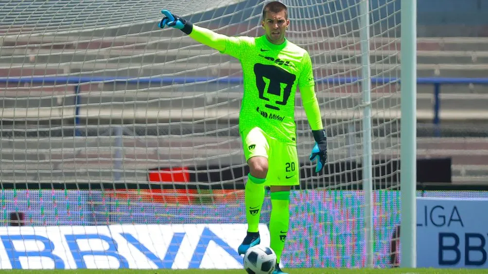 Julio González, portero de Pumas