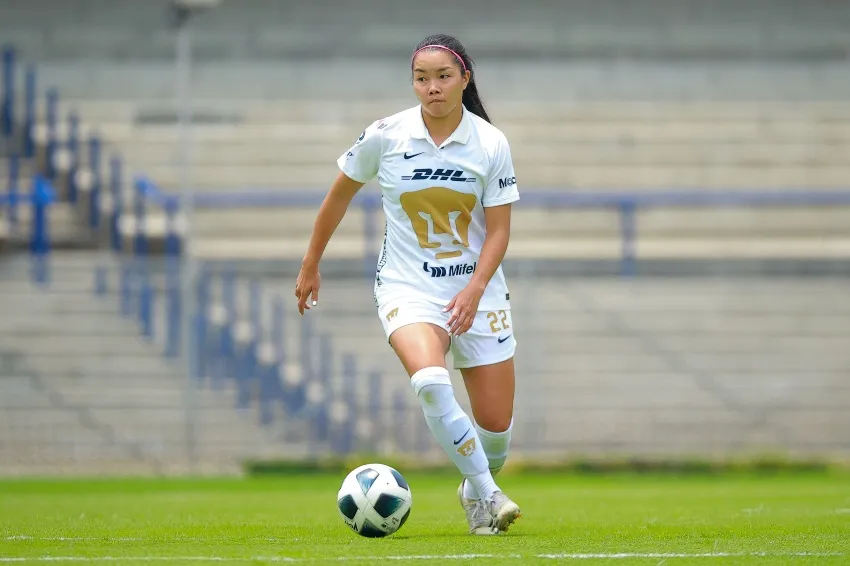 Akemi Yokoyama en un partido de los Pumas