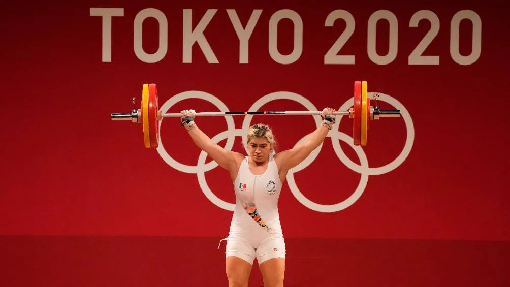 AP Aremi Fuentes durante competencia en Tokio 2020