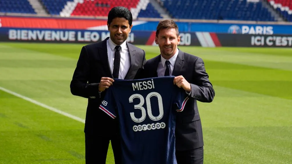 Al-Khelaifi y Messi en su presentación