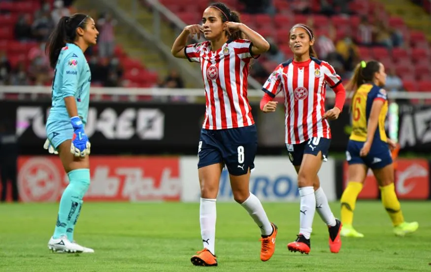 Carolina Jaramillo celebra su anotación