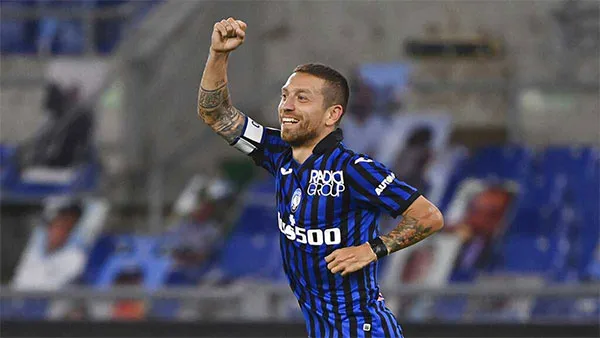 El argentino se convirtió en gran estrella de la escuadra italiana