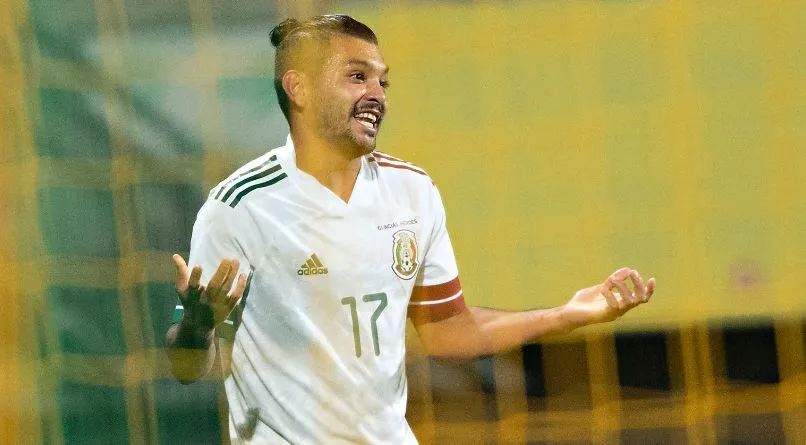 Corona se lamenta en juego de la Selección Mexicana