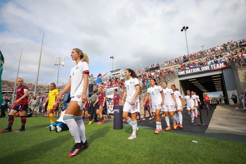 Tri Femenil previo a un partido