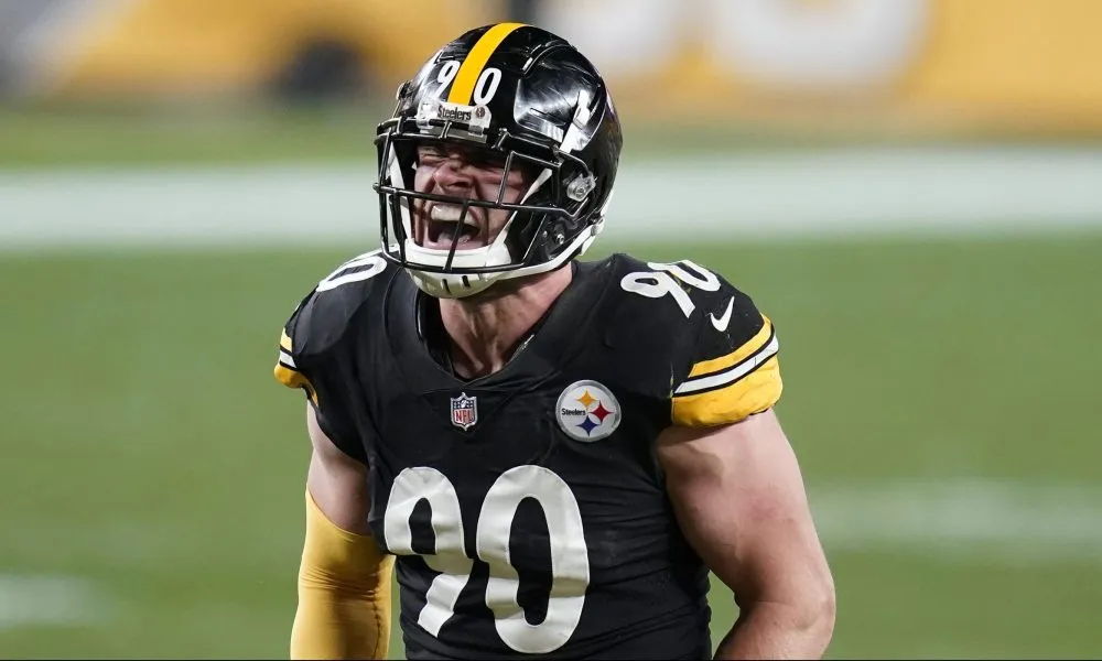 TJ Watt en acción con Steelers