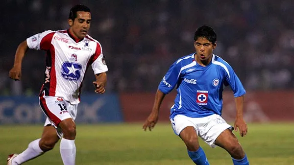 El mediocampista en sus inicios con Cruz Azul