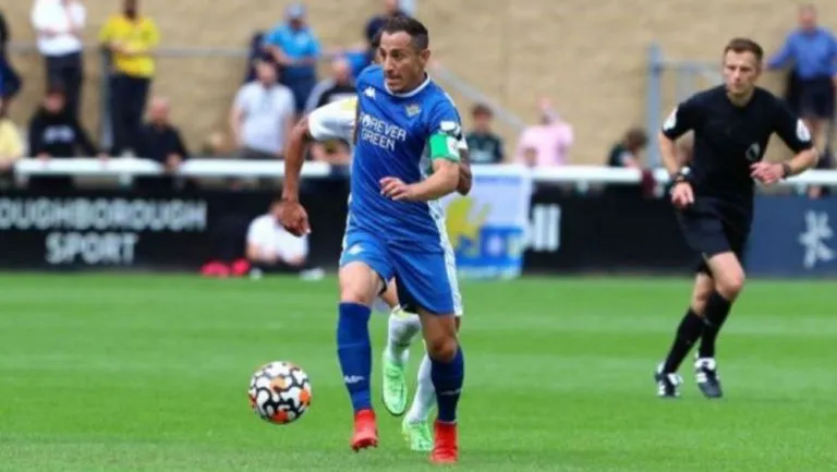 Andrés Guardado en partido con el Real Betis