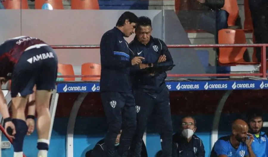 Ignacio Ambriz durante el juego ante el Lugo