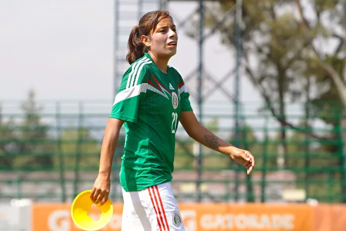 Maribel Domínguez como jugadora del Tri