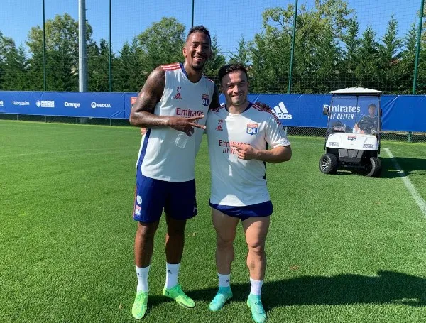TWITTER @JeromeBoateng Jerome Boateng durante entrenamiento con el Olympique de Lyon