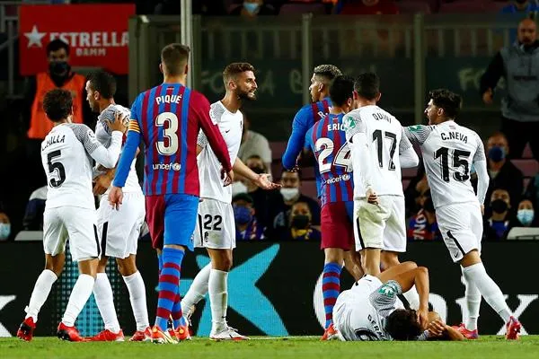 Barcelona rescató el empate ante Granada