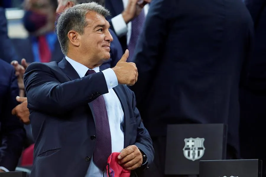 EFE Joan Laporta en empate contra Granada