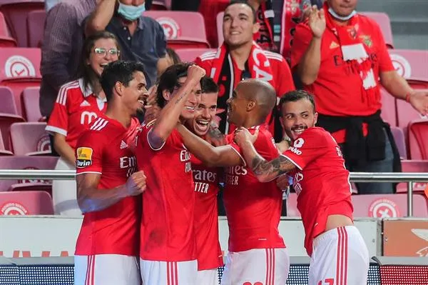 EFE Jugadores del Benfica en festejo