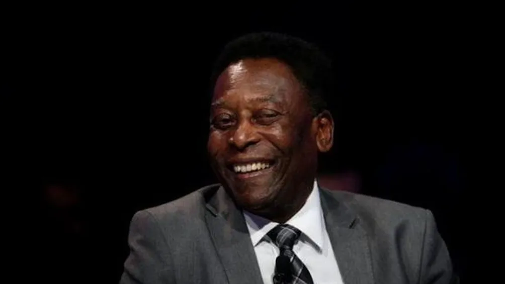 EFE Pelé en una conferencia de prensa