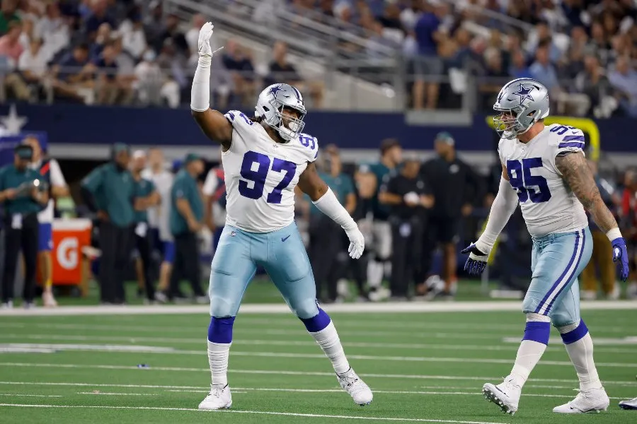 Dallas derrotó 41-21 a Eagles